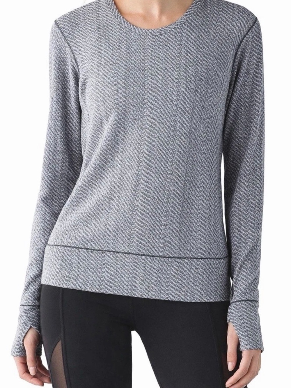 Lululemon Athletica Heathered Gray Long-Sleeve Crew Top with Thumbholes, 8